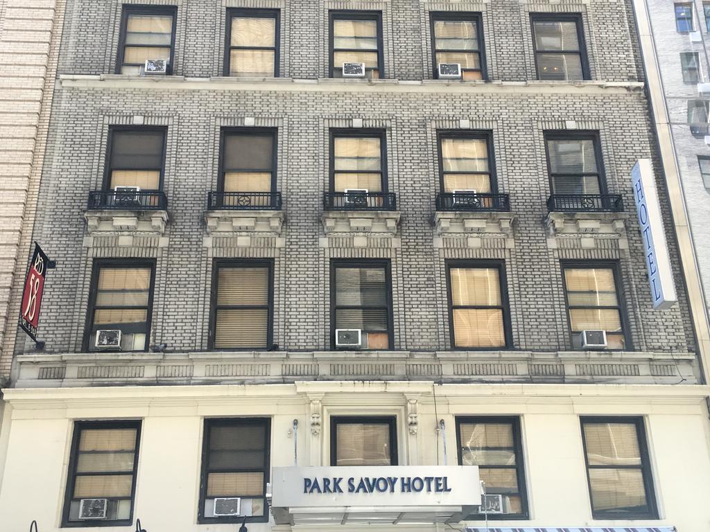 Park Savoy Hotel New York Bagian luar foto