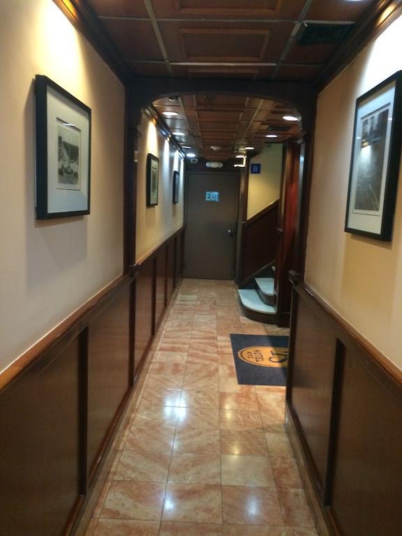 Park Savoy Hotel New York Bagian luar foto